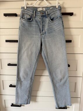 Aritzia Denim Forum Arlo jeans